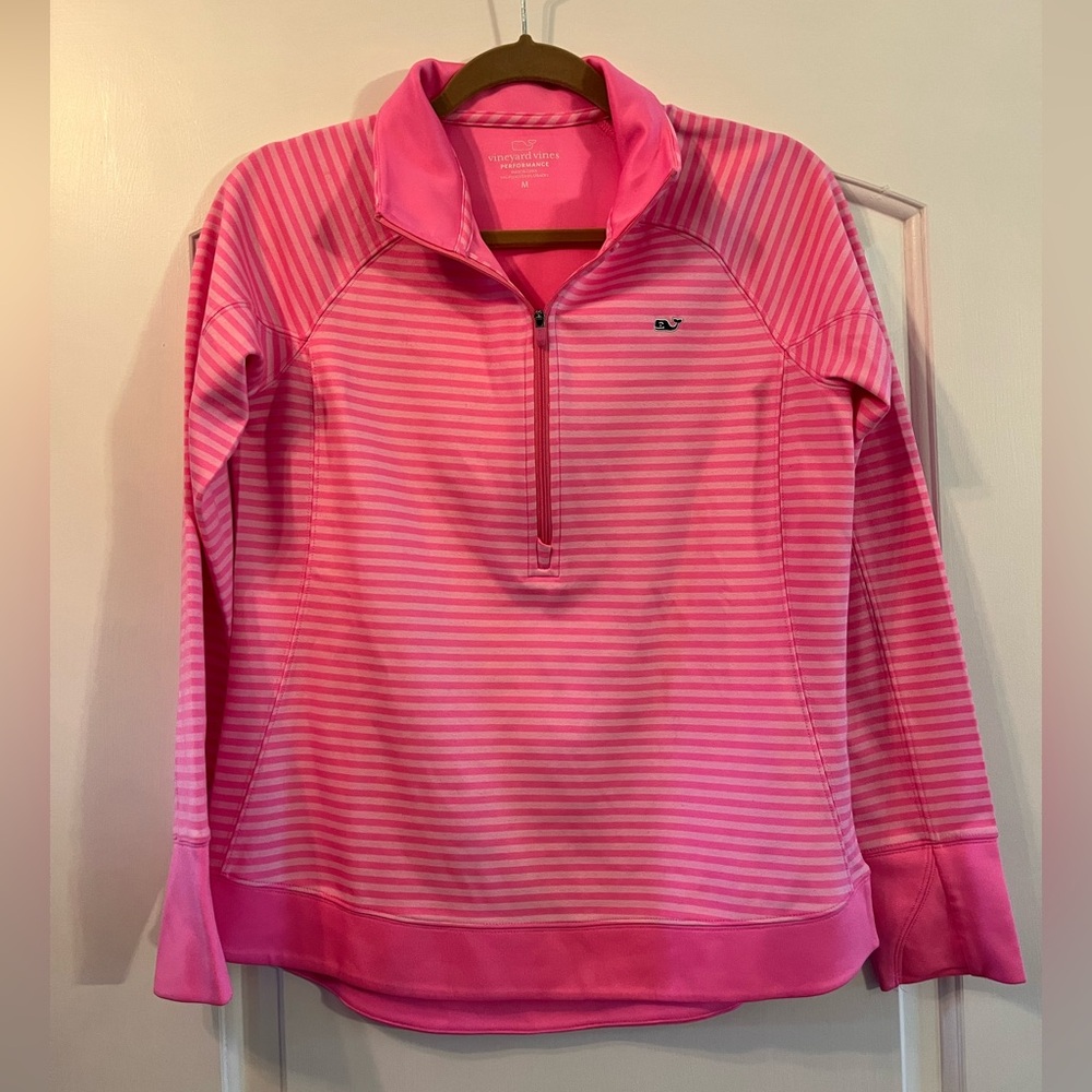 Vineyard Vines Half Zip Up Sweater in pink. Long sleeve. Half zip